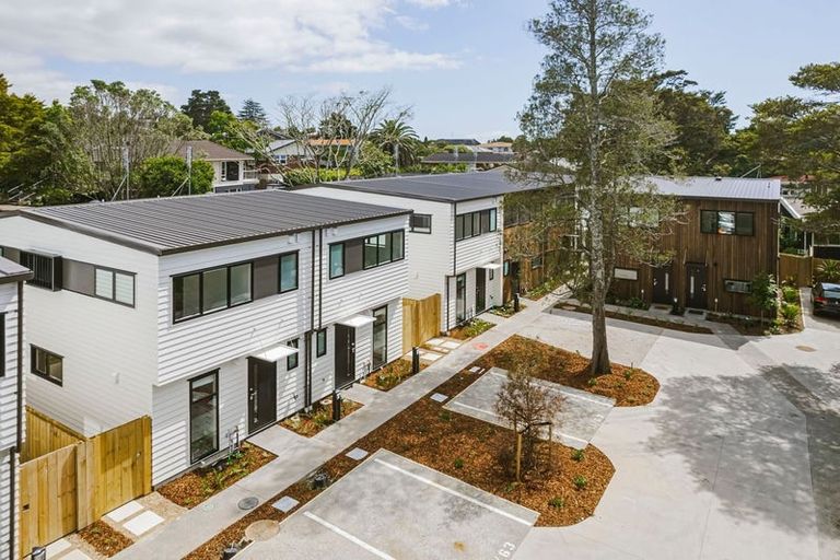 Photo of property in 63 Hillcrest Avenue, Hillcrest, Rotorua, 3015