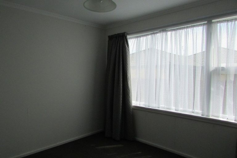 Photo of property in 39 Compton Street, Woolston, Christchurch, 8062