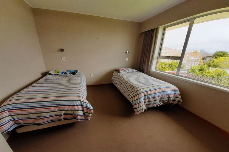 Photo of property in 44 Nevada Drive, Merrilands, New Plymouth, 4312