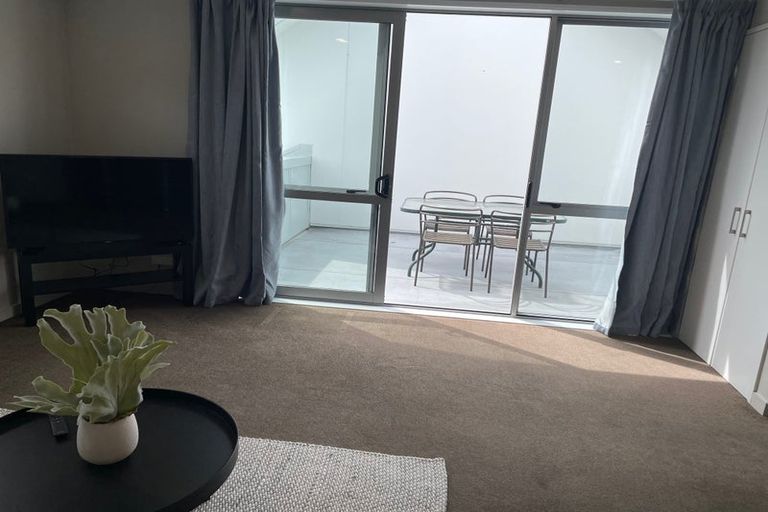 Photo of property in 470c Barbadoes Street, Edgeware, Christchurch, 8013