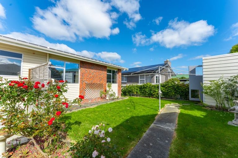 Photo of property in 1 Balmoral Street, Marchwiel, Timaru, 7910