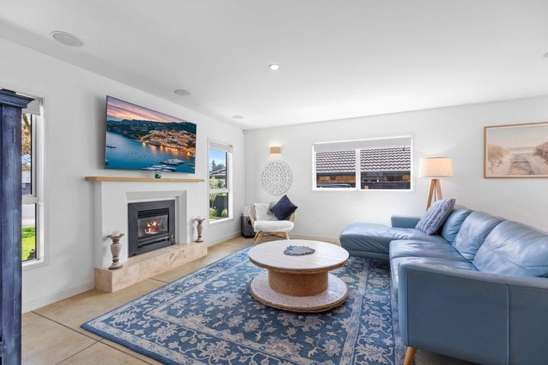 Photo of property in 21 Horsley Grove, Pyes Pa, Tauranga, 3112