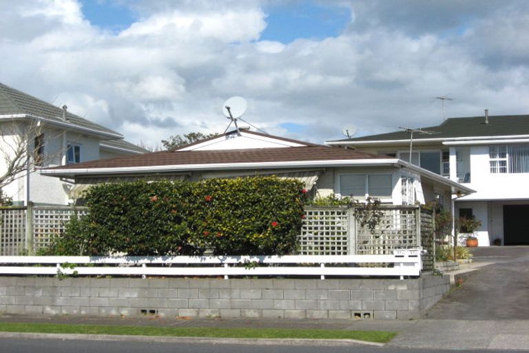 Photo of property in 38c Rimu Street, Strandon, New Plymouth, 4312