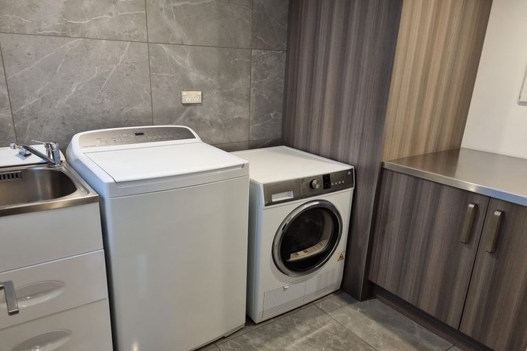 Photo of property in 6a Saint Mary Street, Thorndon, Wellington, 6011