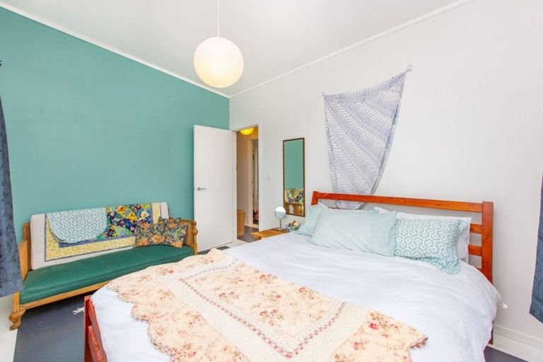 Photo of property in 30 Manukau Road, Raglan, 3225