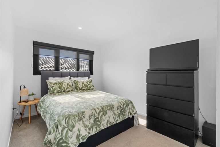 Photo of property in 148a Hutchinsons Road, Bucklands Beach, Auckland, 2014