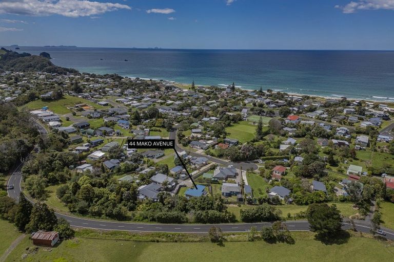 Photo of property in 44 Mako Avenue, Whiritoa, Whangamata, 3691