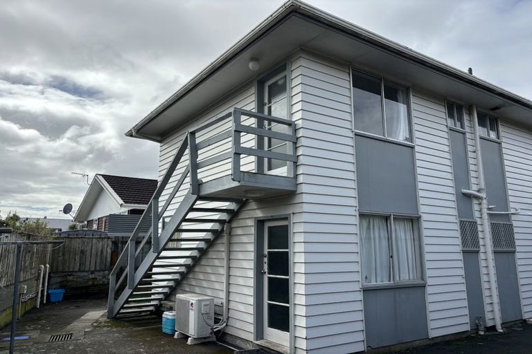 Photo of property in 28a Leighton Avenue, Waiwhetu, Lower Hutt, 5010