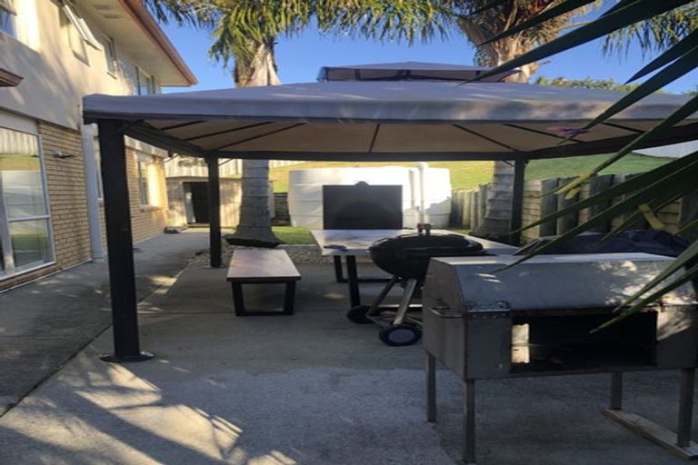 Photo of property in 19 Toomer Place, Beachlands, Auckland, 2018