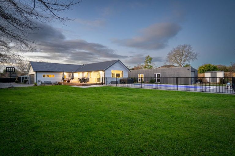 Photo of property in 186 Thornton Road, Cambridge, 3434