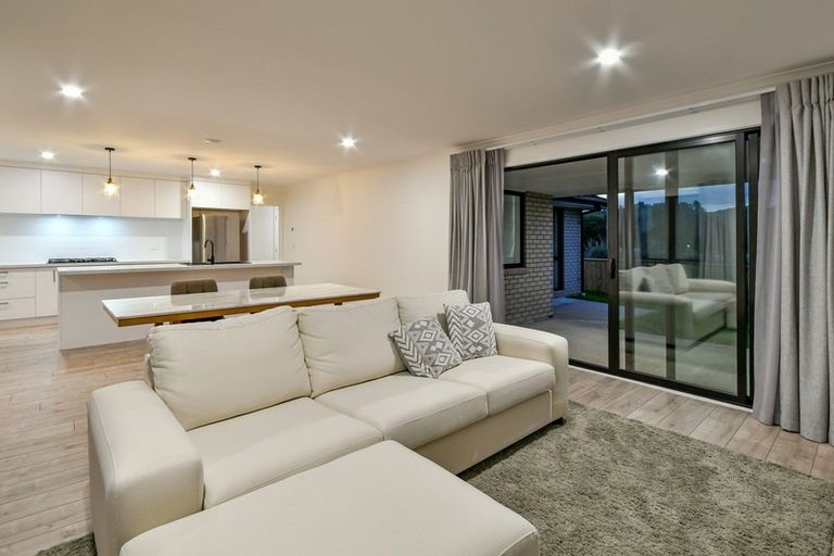 Photo of property in 132 Harriet Johnston Drive, Pokeno, 2402