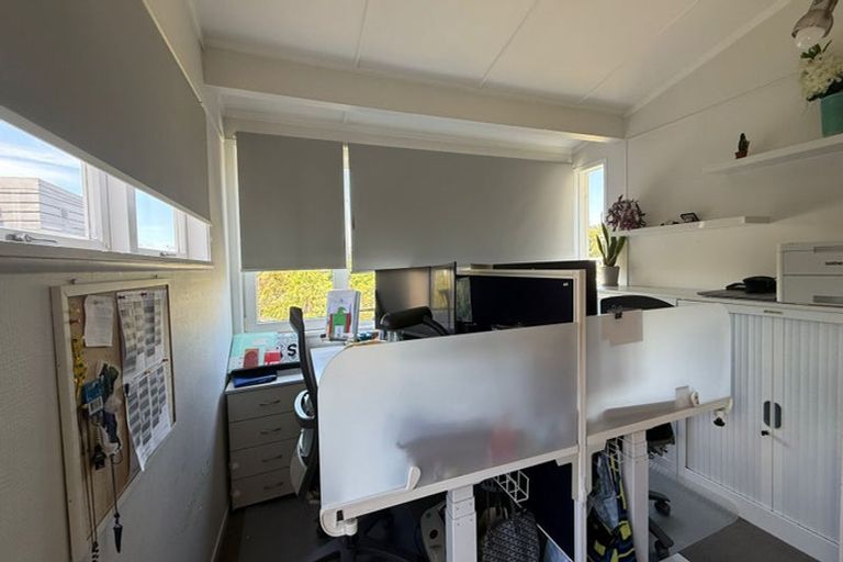 Photo of property in 108 Mountbatten Avenue, Hillcrest, Auckland, 0627