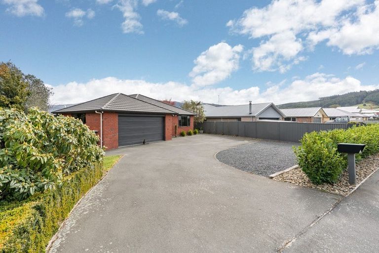 Photo of property in 27 Formby Street, Outram, 9019