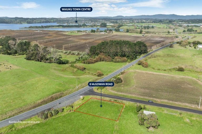 Photo of property in 8 Mcgowan Road, Karioitahi, Waiuku, 2683