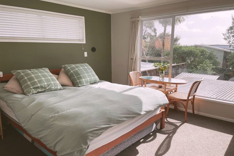 Photo of property in 22 Royal Road, Massey, Auckland, 0614