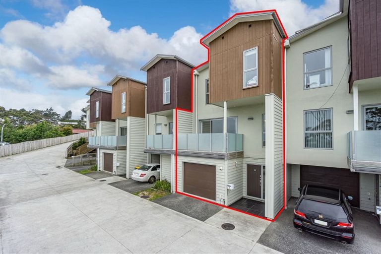 Photo of property in 8/147 Albany Highway, Unsworth Heights, Auckland, 0632