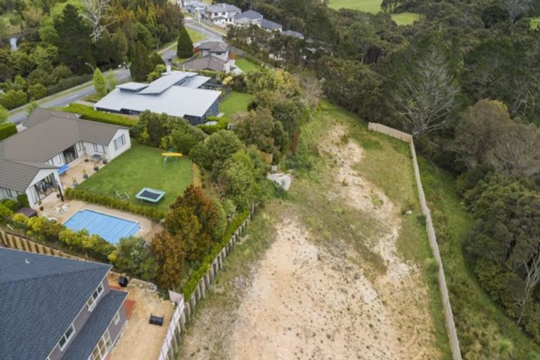 Photo of property in 9 Wicklam Lane, Greenhithe, Auckland, 0632