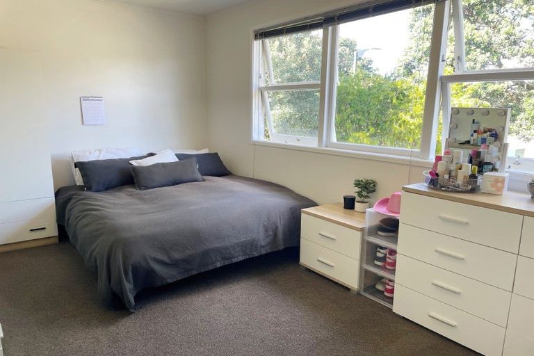 Photo of property in 114 Chartwell Avenue, Whangamata, 3620