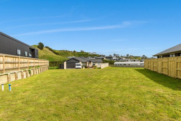 Photo of property in 271 Adler Drive, Ohauiti, Tauranga, 3112