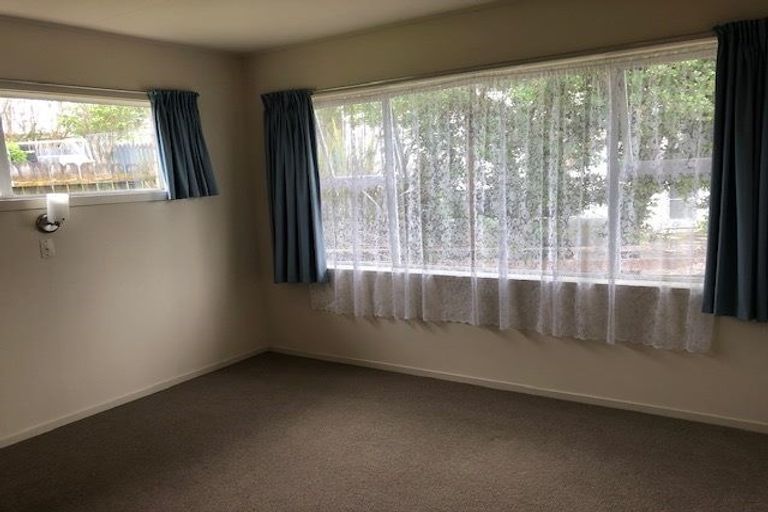 Photo of property in 49 Whaka Street, Maungaturoto, 0520