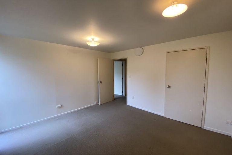 Photo of property in 4b Kathy Terrace, Stanmore Bay, Whangaparaoa, 0932