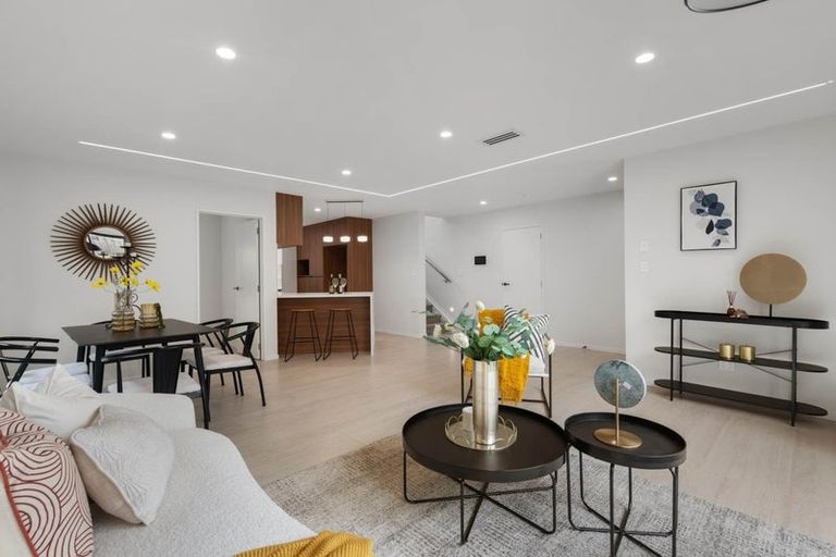 Photo of property in 40d Arthur Road, Hillpark, Auckland, 2102