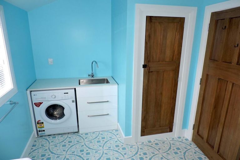 Photo of property in 10 Marriner Street, Sumner, Christchurch, 8081