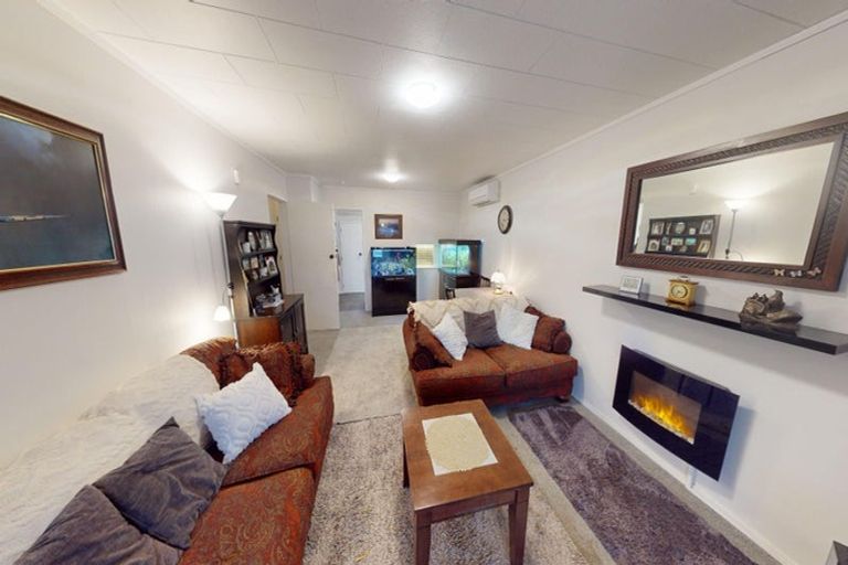 Photo of property in 2/11 Pitt Street, Whanganui, 4500