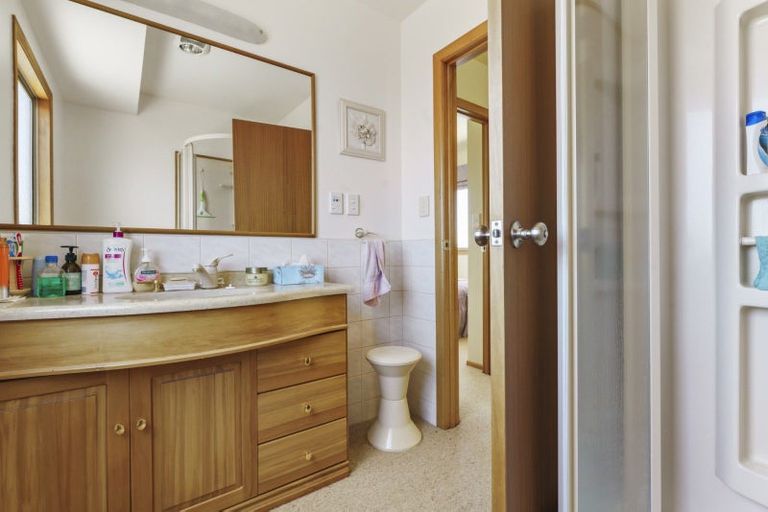 Photo of property in 67 Karewa Parade, Papamoa Beach, Papamoa, 3118