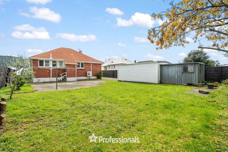 Photo of property in 1110 High Street, Taita, Lower Hutt, 5011