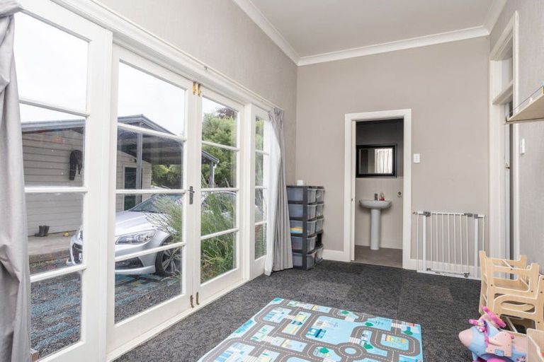 Photo of property in 30 Victoria Avenue, Dannevirke, 4930