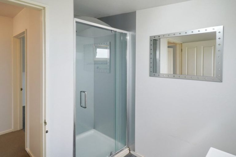 Photo of property in 35 Beauford Place, Parklands, Christchurch, 8083