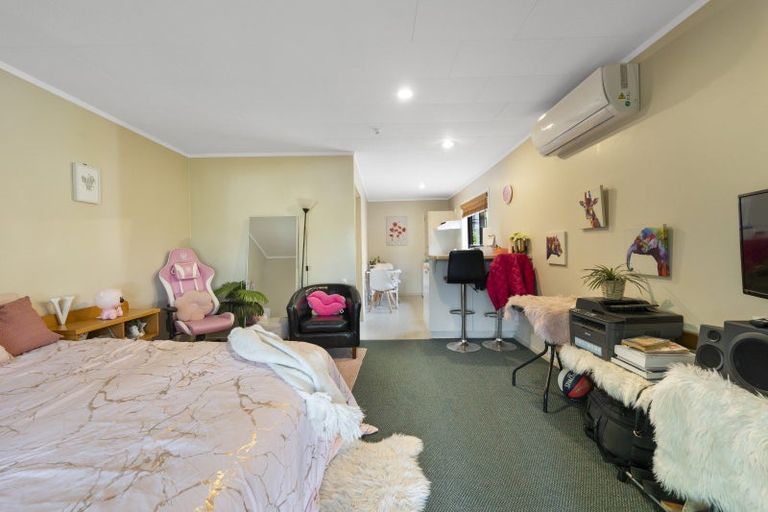 Photo of property in 2 Tangitu Street, Motuoapa, 3382