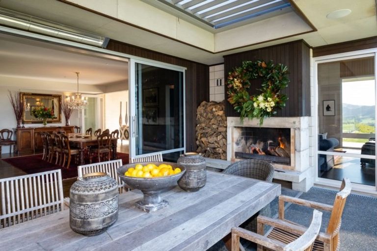 Photo of property in 84 Matarua Rise, Waimarama, Havelock North, 4294