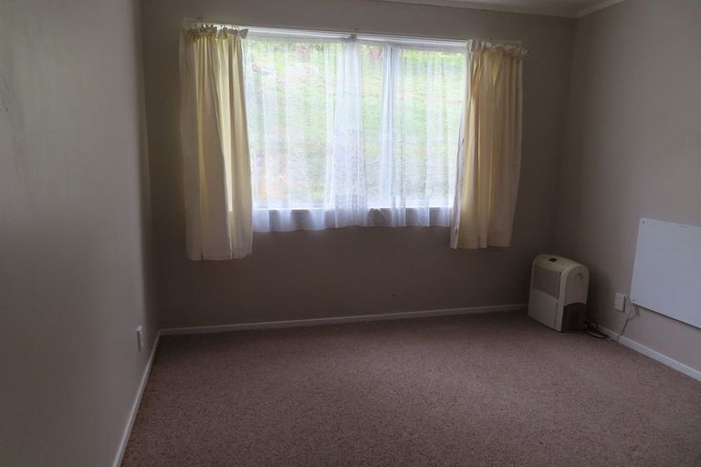 Photo of property in 1 Clementine Way, Crofton Downs, Wellington, 6035