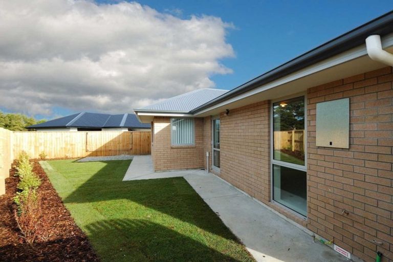 Photo of property in 6 Willowby Lane, Rangiora, 7400