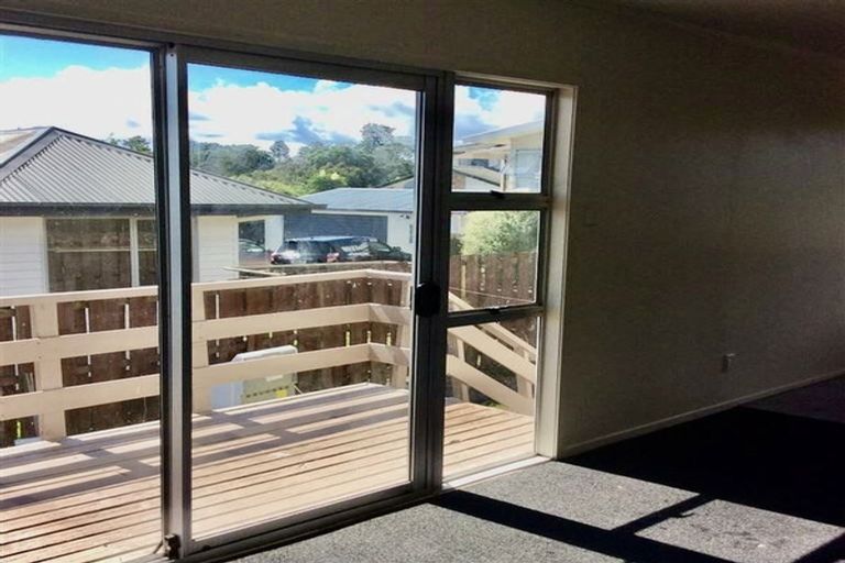 Photo of property in 18 Penfold Place, Henderson, Auckland, 0610