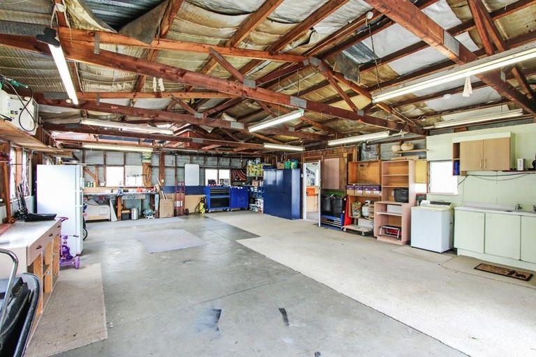 Photo of property in 26 Russell Road, Fairy Springs, Rotorua, 3015