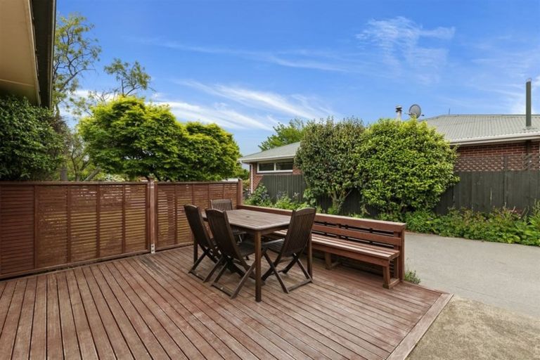 Photo of property in 4 Kingsgate Place, Burnside, Christchurch, 8053