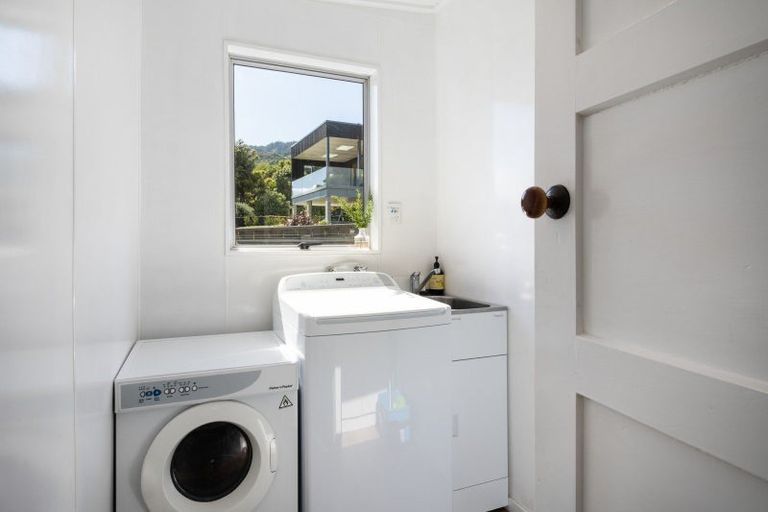 Photo of property in 321 Waikawa Road, Waikawa, Picton, 7220