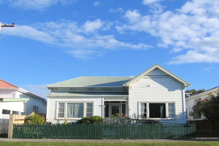 Photo of property in 22 Manchester Street, Petone, Lower Hutt, 5012