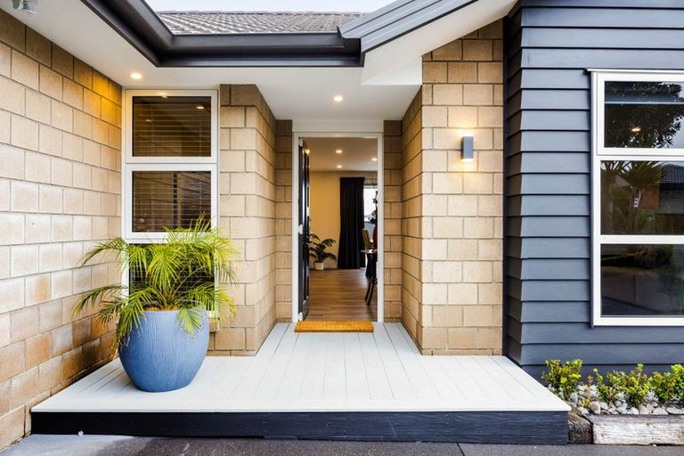 Photo of property in 16 Jules Crescent, Bell Block, New Plymouth, 4312