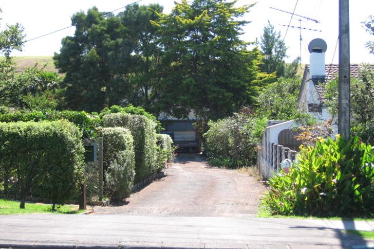 Photo of property in 29 Glenvar Road, Torbay, Auckland, 0630