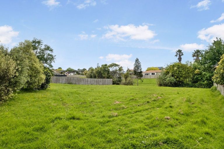 Photo of property in 50d Mirrabooka Avenue, Botany Downs, Auckland, 2010