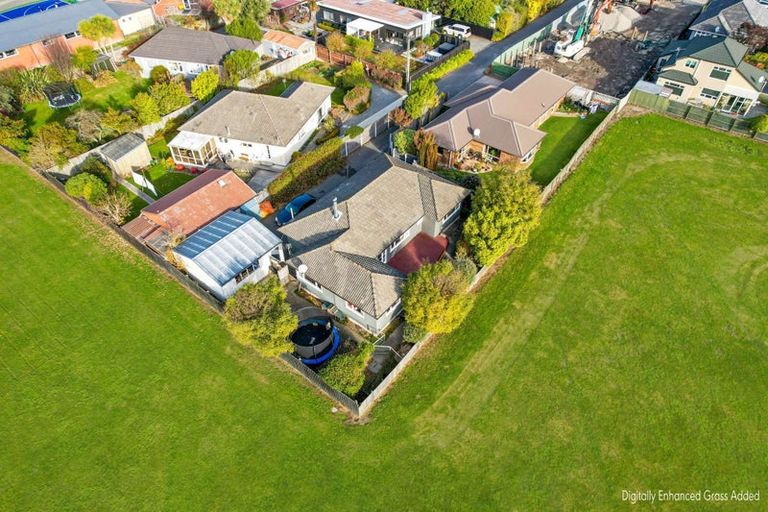Photo of property in 32 Vagues Road, Northcote, Christchurch, 8052