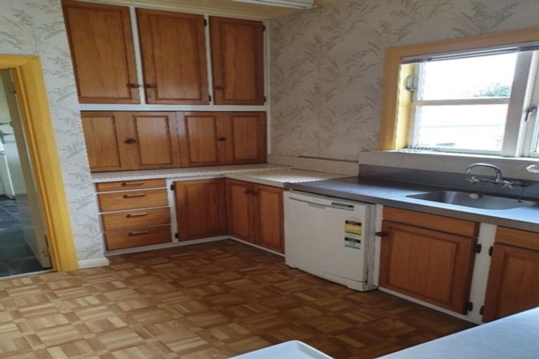 Photo of property in 20 Lupton Street, Waverley, 4510