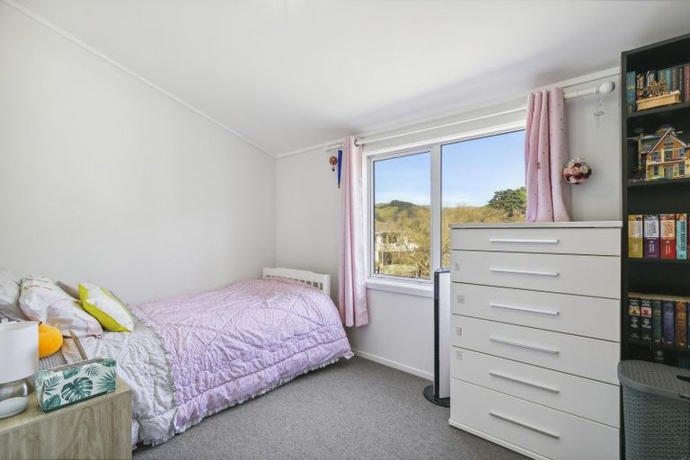 Photo of property in 9 Hazlewood Avenue, Karori, Wellington, 6012