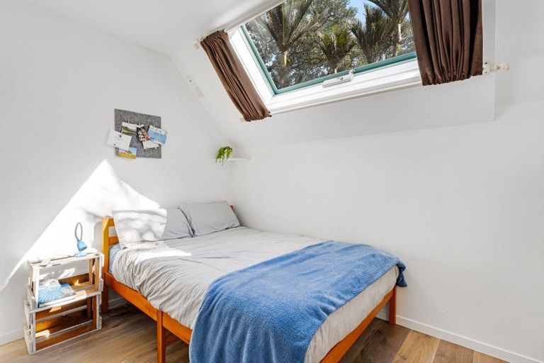 Photo of property in 96 Motutara Road, Muriwai, Waimauku, 0881