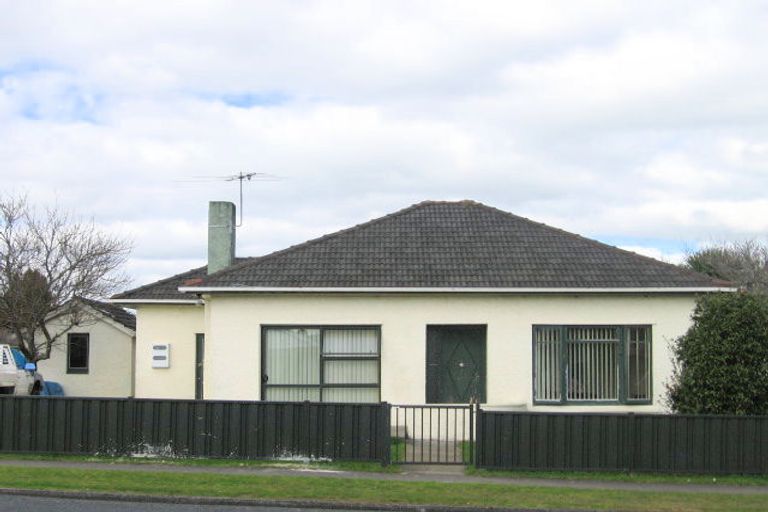 Photo of property in 2/15 Ingram Street, Papakura, 2110