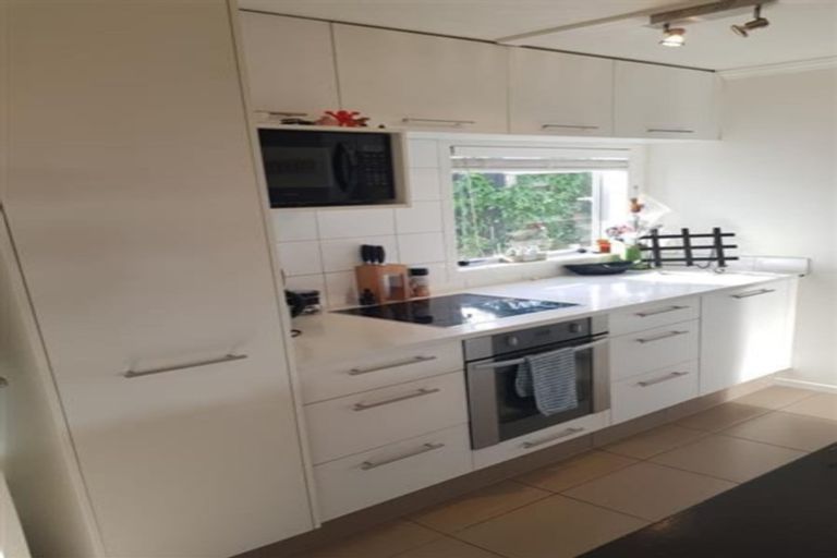 Photo of property in 23 Awanui Street, Merrilands, New Plymouth, 4312